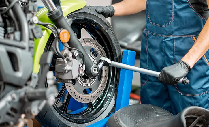 오토바이 정비 및 수리